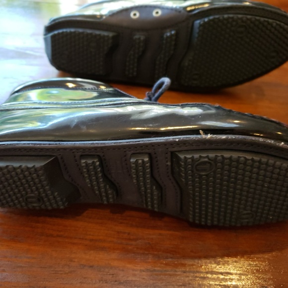 Charles Jordan HiTop Shoes - Picture 4 of 7